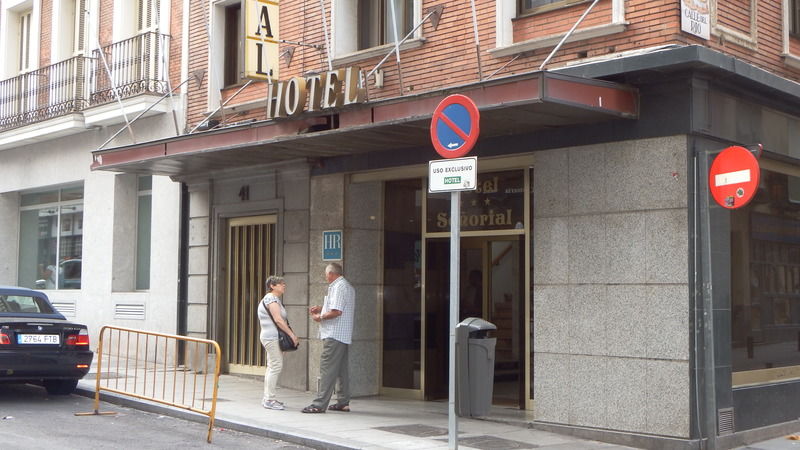 Senorial Hotell Madrid Exteriör bild