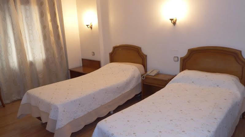 Senorial Hotell Madrid Exteriör bild